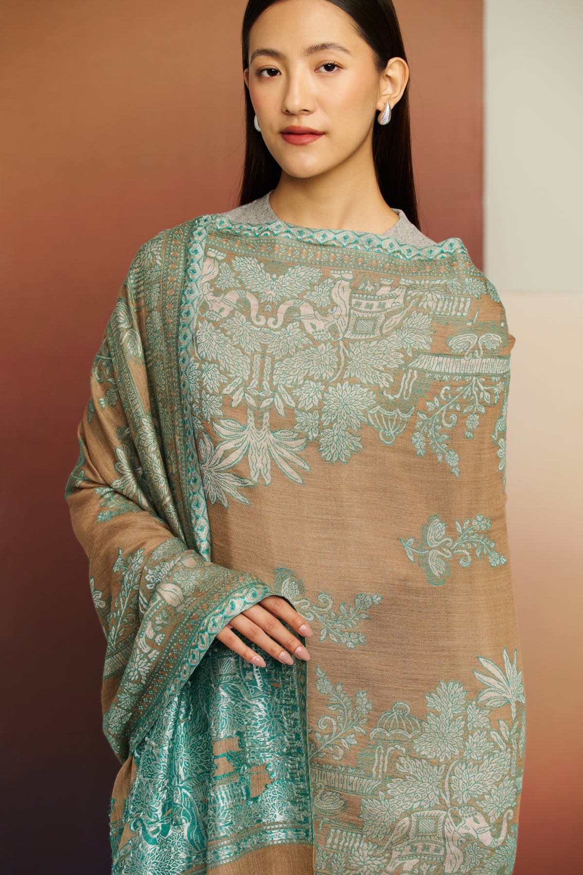 Elephant Trail - Elephant Border Stole