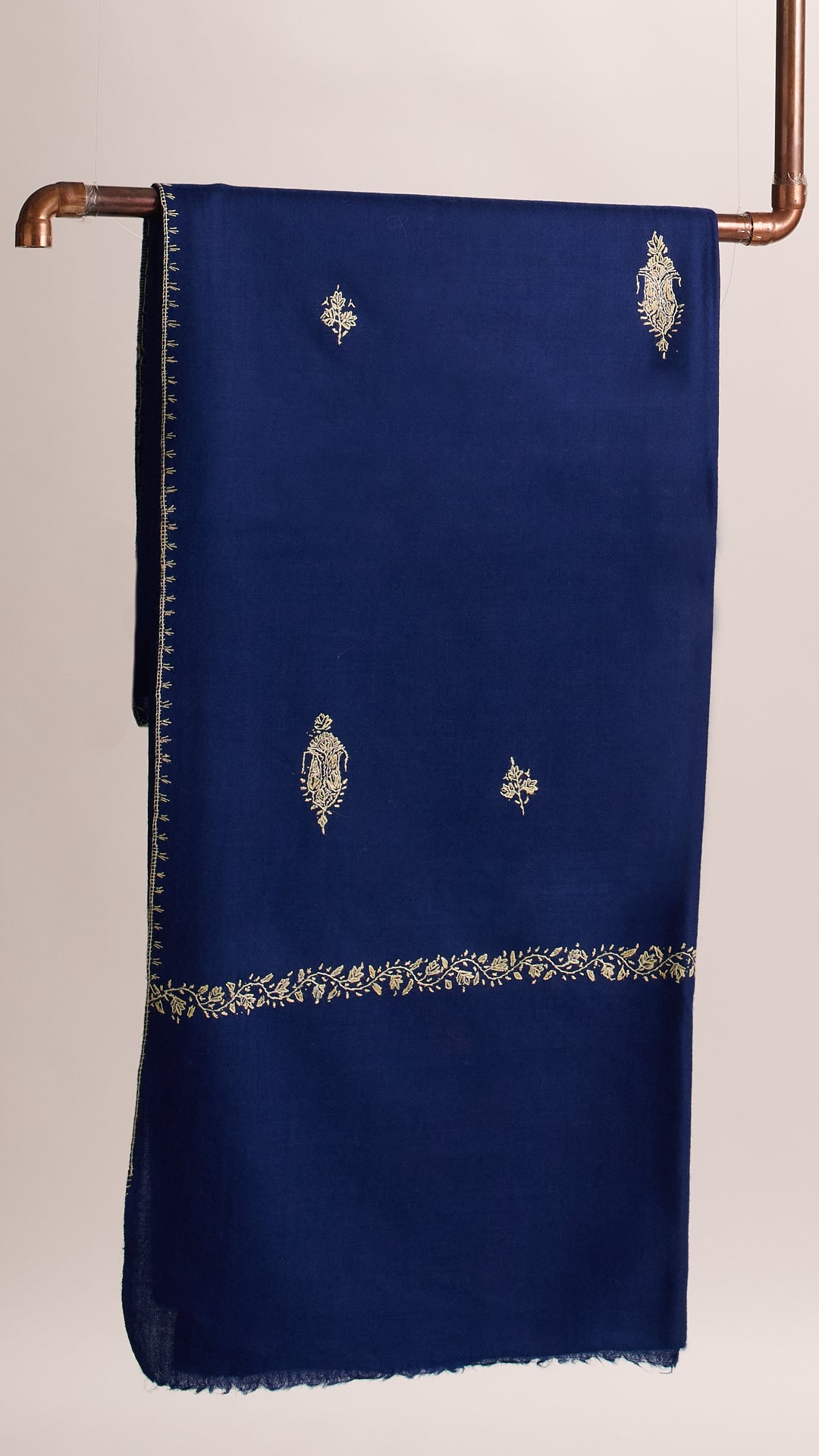 Cashmina Hashi - Cashmina Hashi Buti Shawl