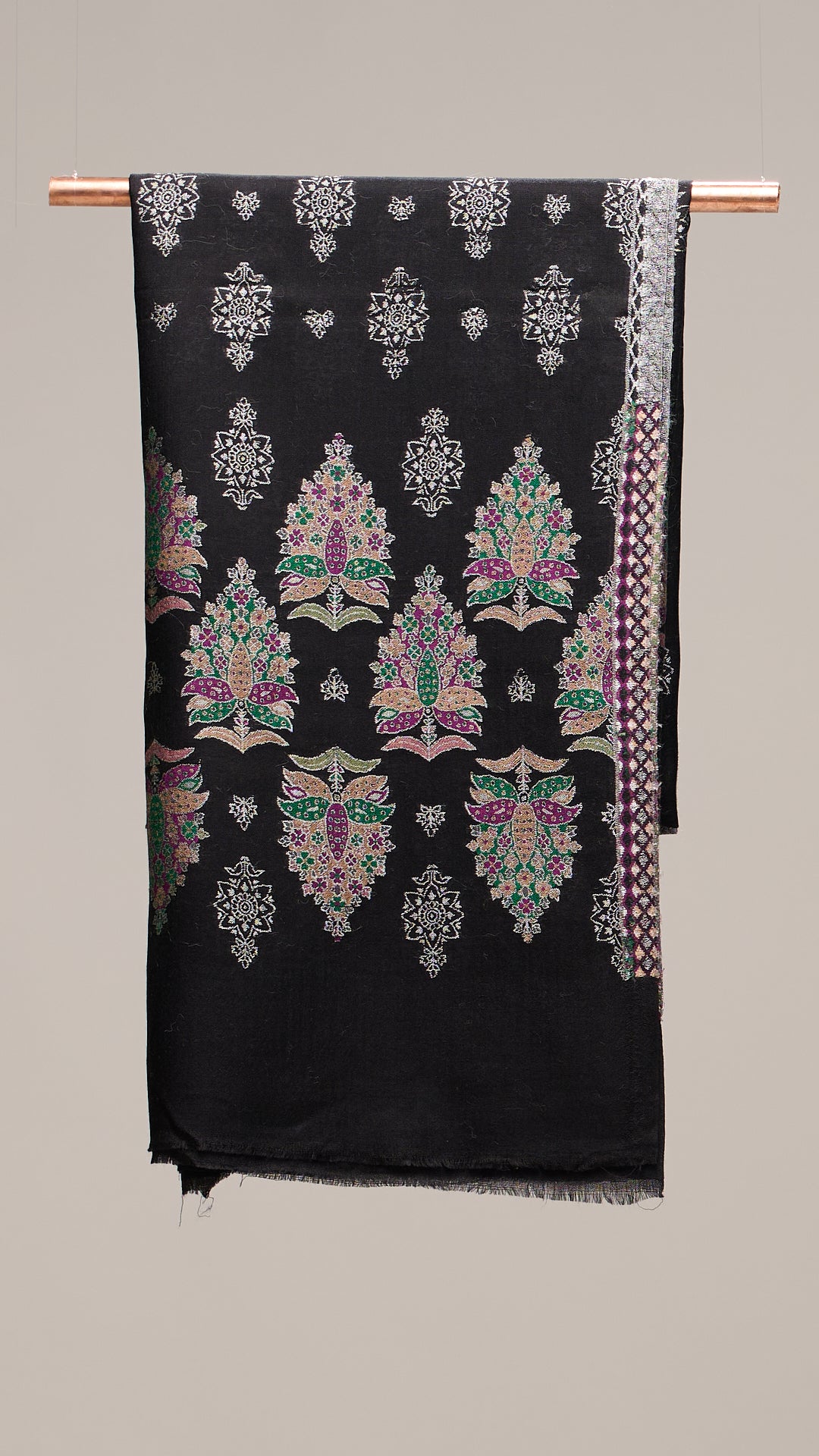 Buti Frame - Buti Palla Shawl