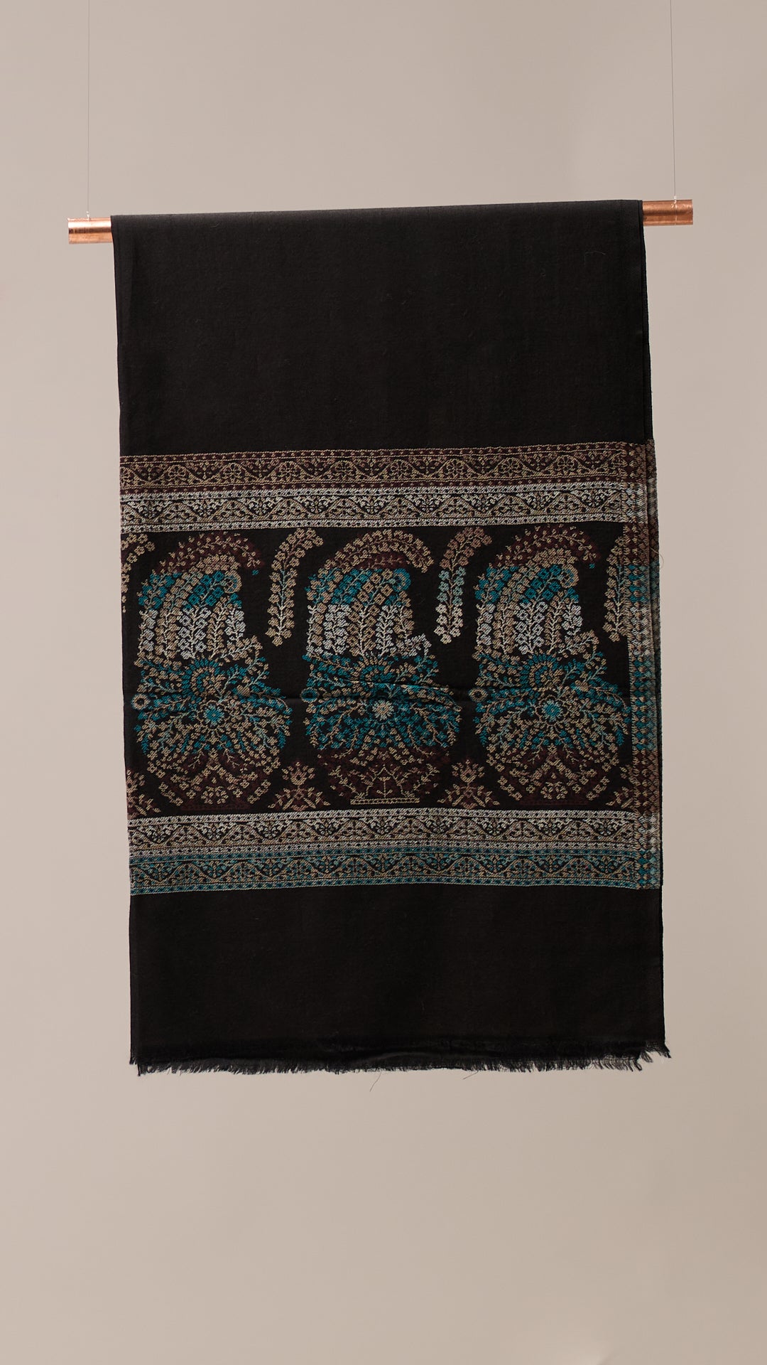 Paisley Flip - Reversible Paisley Border Stole