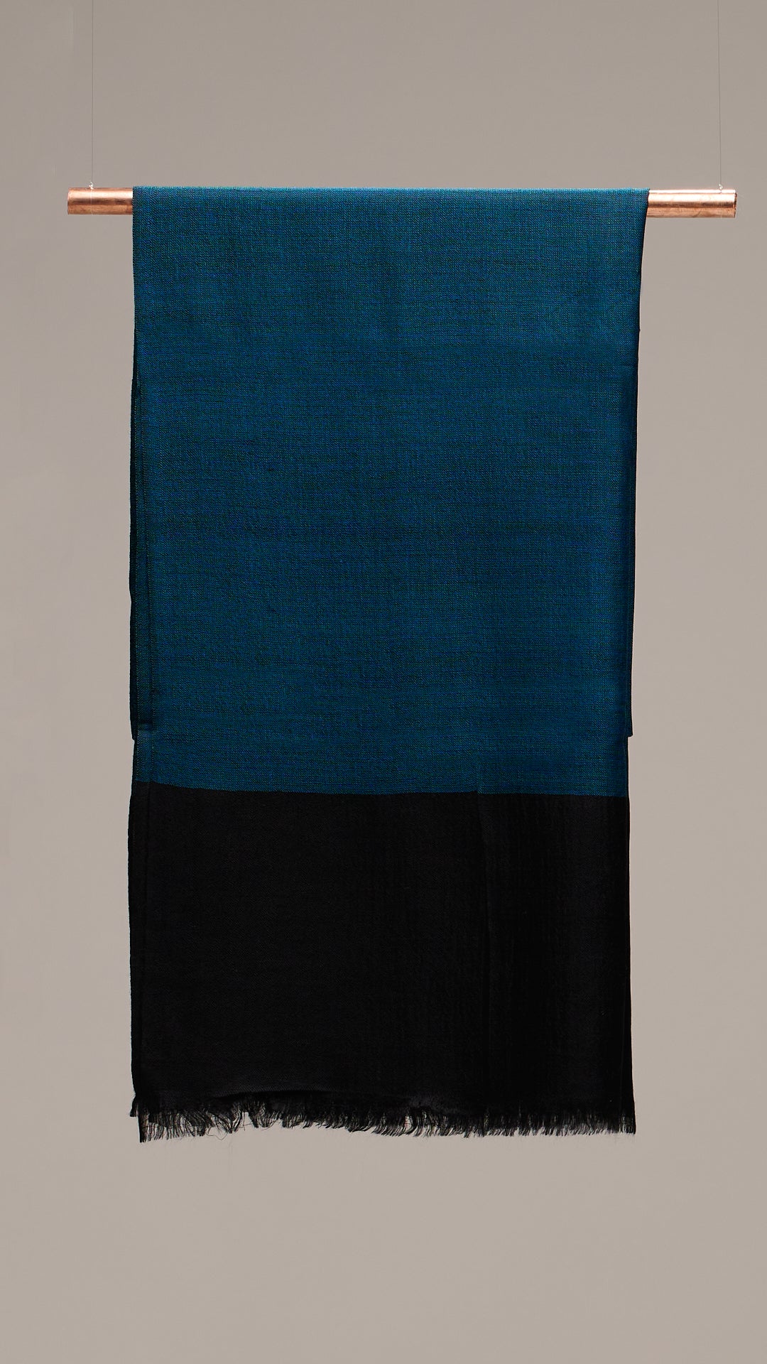 Dottie - Dotted Wool Stole