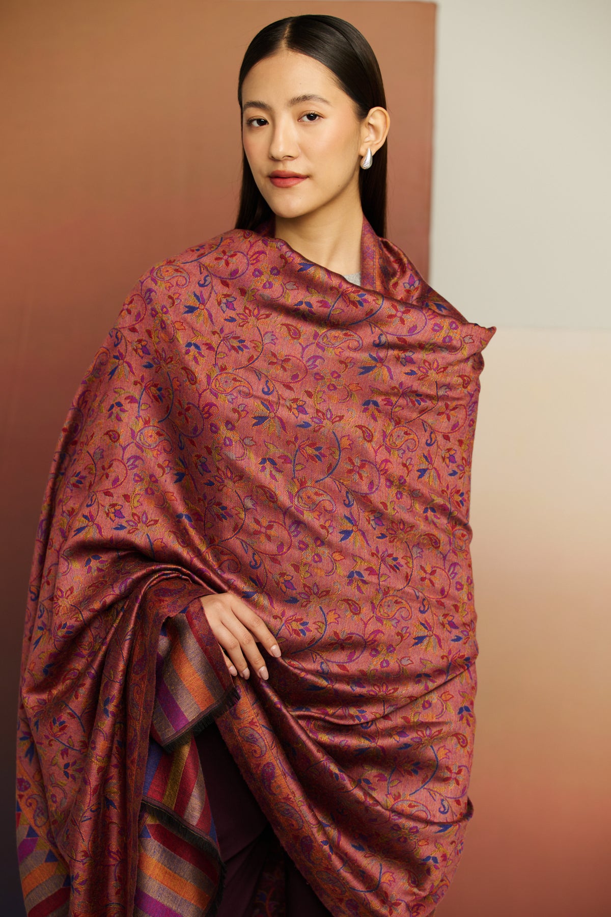 Jamavar Core - Classic Jamavar Reversible Shawl