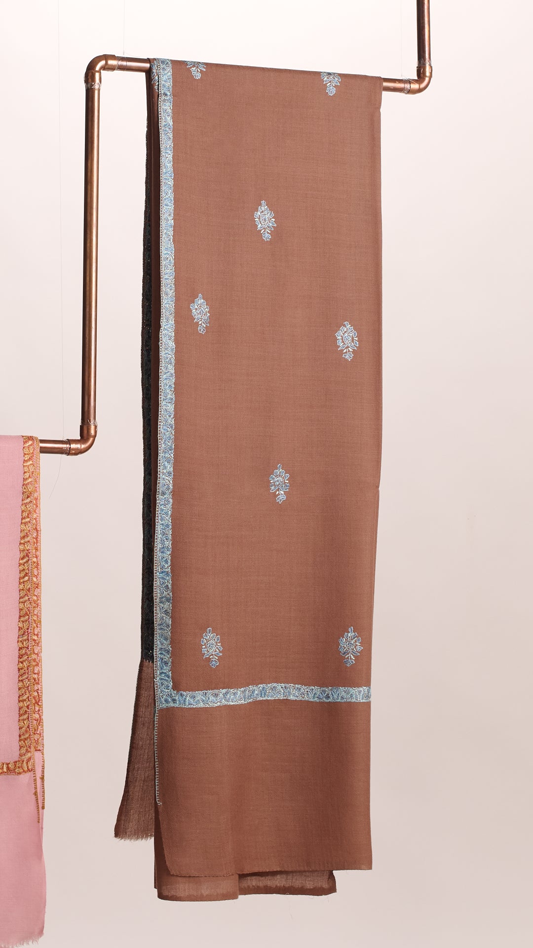 Cashmina Hashi - Cashmina Hashi Buti Shawl