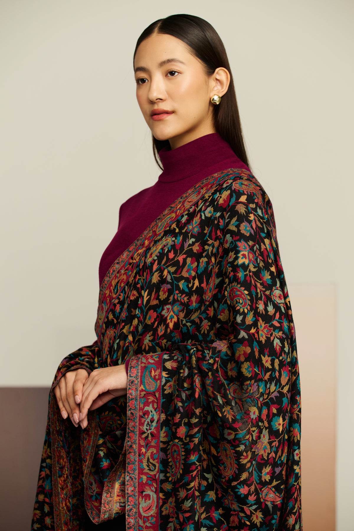Kani Cut - Kani Cutwork Stole