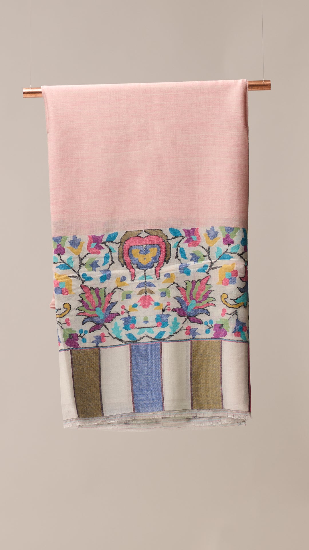 Kani Crest - Kani Border Shawl